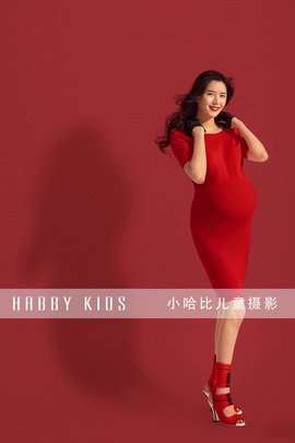 小哈比孕妇摄影作品